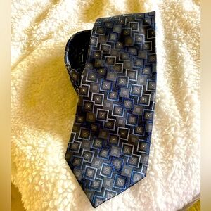 Platinum Designs silk tie